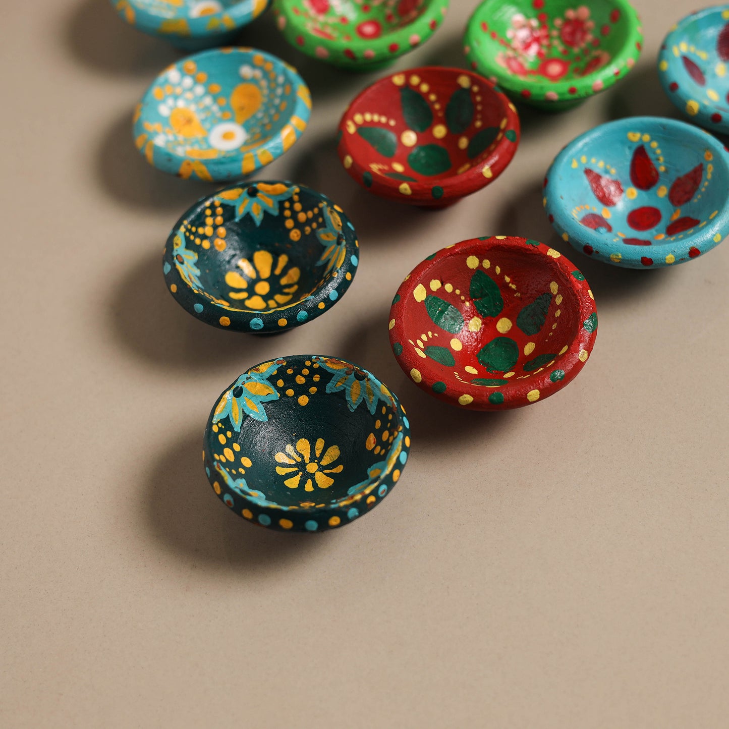 Decorative handpainted clay diya (set of 10) 02