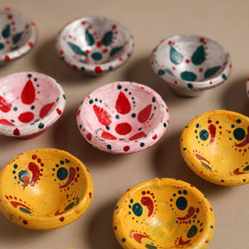 Decorative handpainted clay diya (set of 10) 33