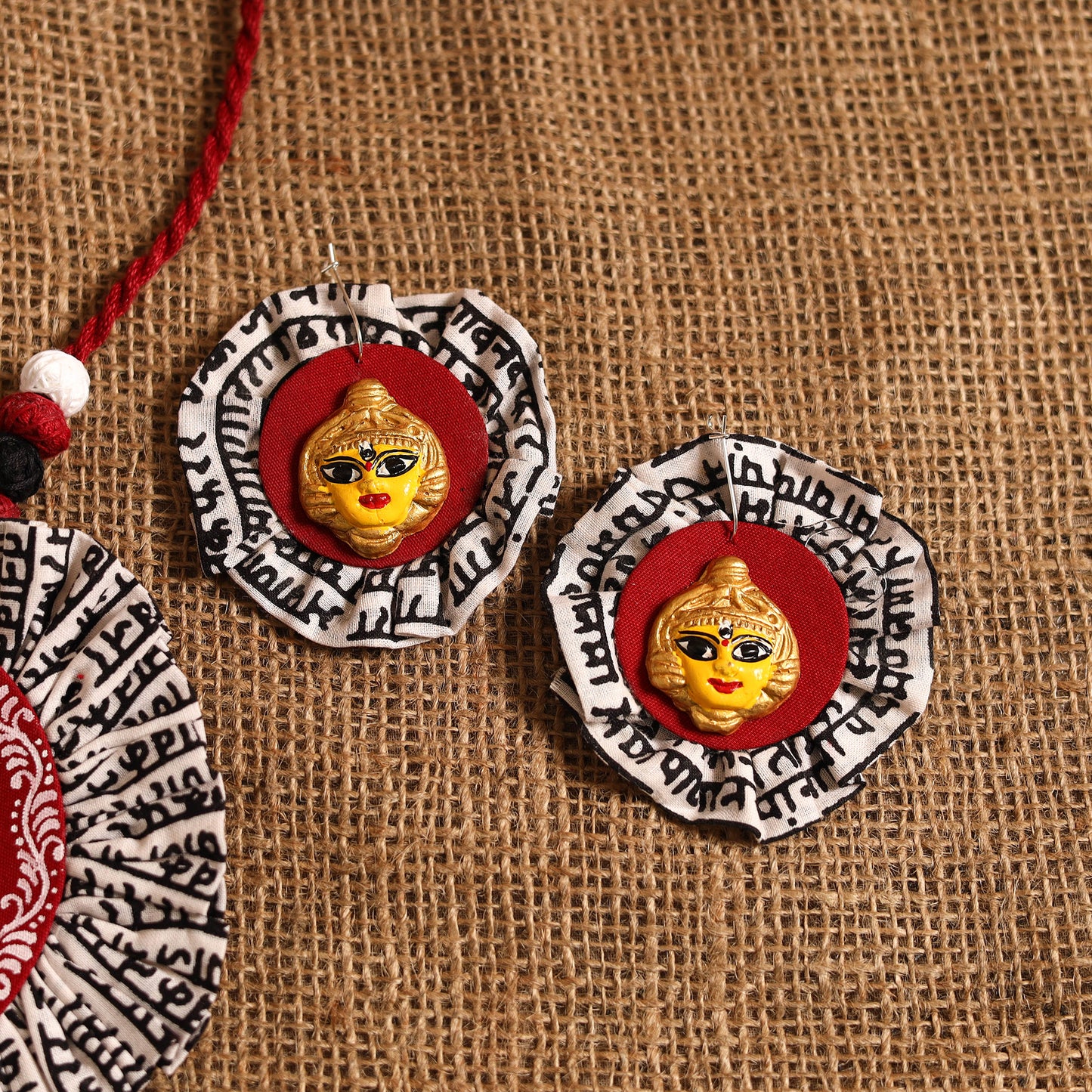 Red - bishnupur handpainted fabart clay maa durga necklace