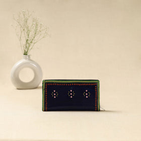 Handcrafted Kutch Leather Clutch / Wallet 38