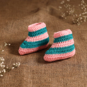 Pink - hand knitted woollen socks for kids (6-12 months) 01