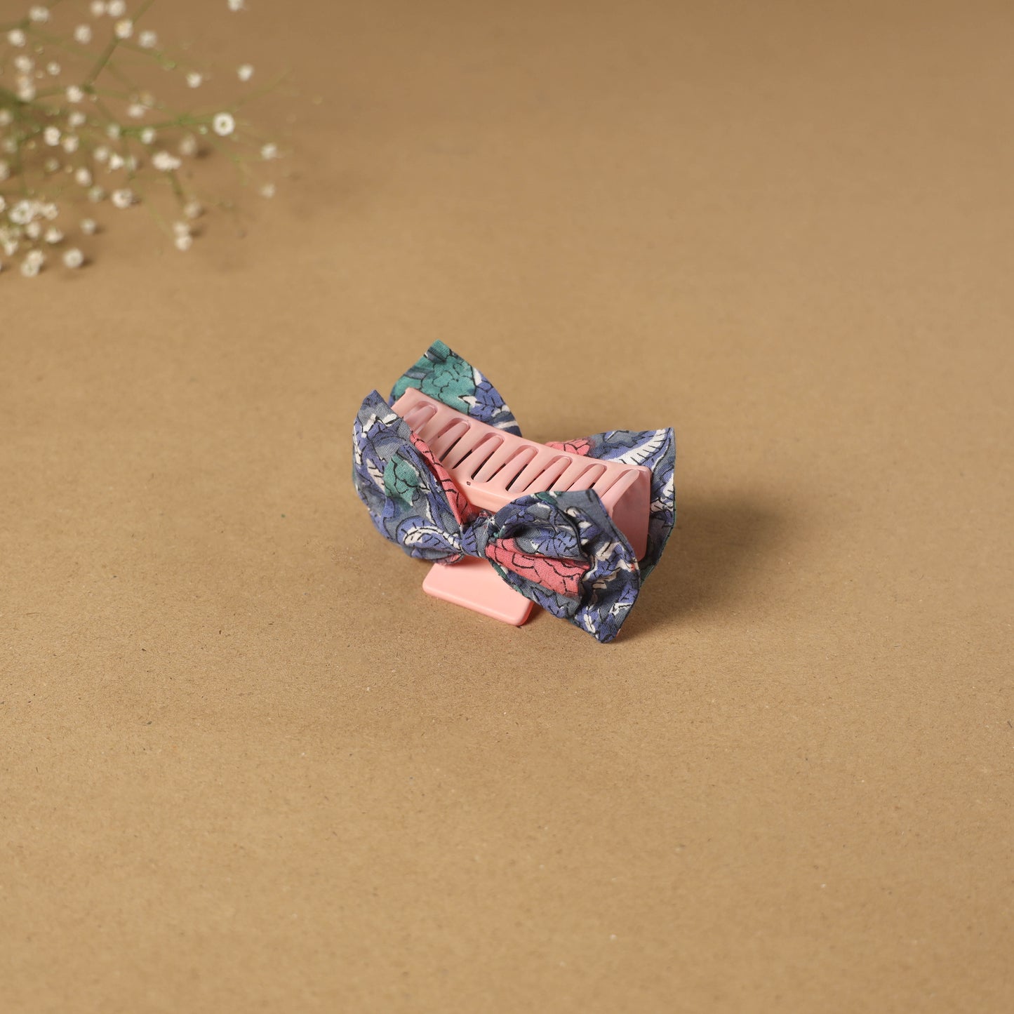 Handmade Women's Bow Hair Claw Clip 03