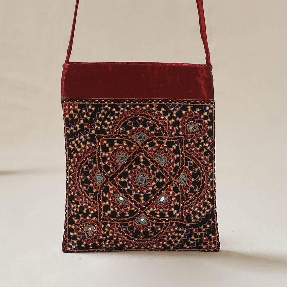 Kutch Neran Hand Embroidered Sling Bag 02