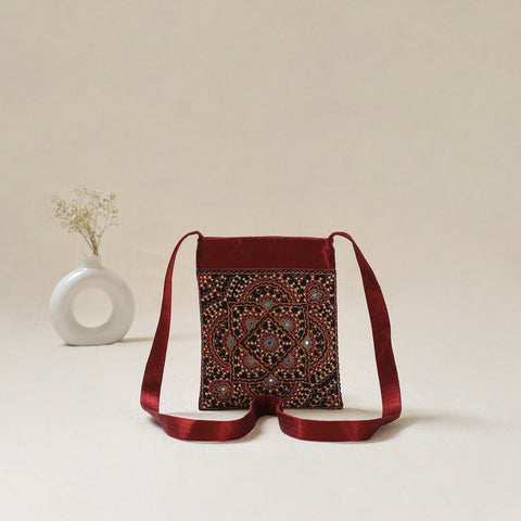 Kutch Neran Hand Embroidered Sling Bag 02
