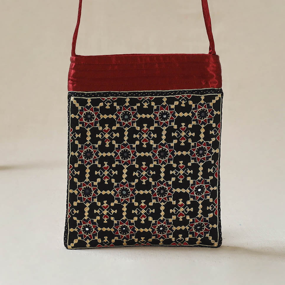 Kutch Neran Hand Embroidered Sling Bag 05