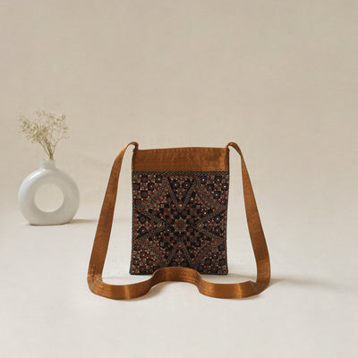 Kutch Neran Hand Embroidered Sling Bag 07