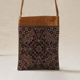 Kutch Neran Hand Embroidered Sling Bag 07