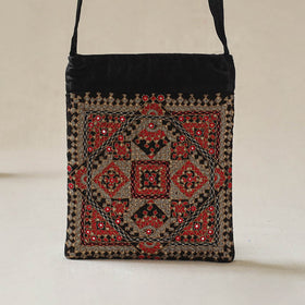 Kutch Neran Hand Embroidered Sling Bag 10
