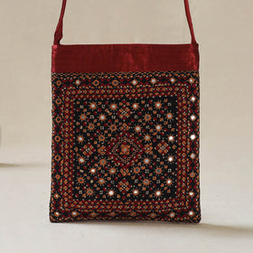Kutch Neran Hand Embroidered Sling Bag 16