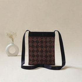 Kutch Neran Hand Embroidered Sling Bag 21