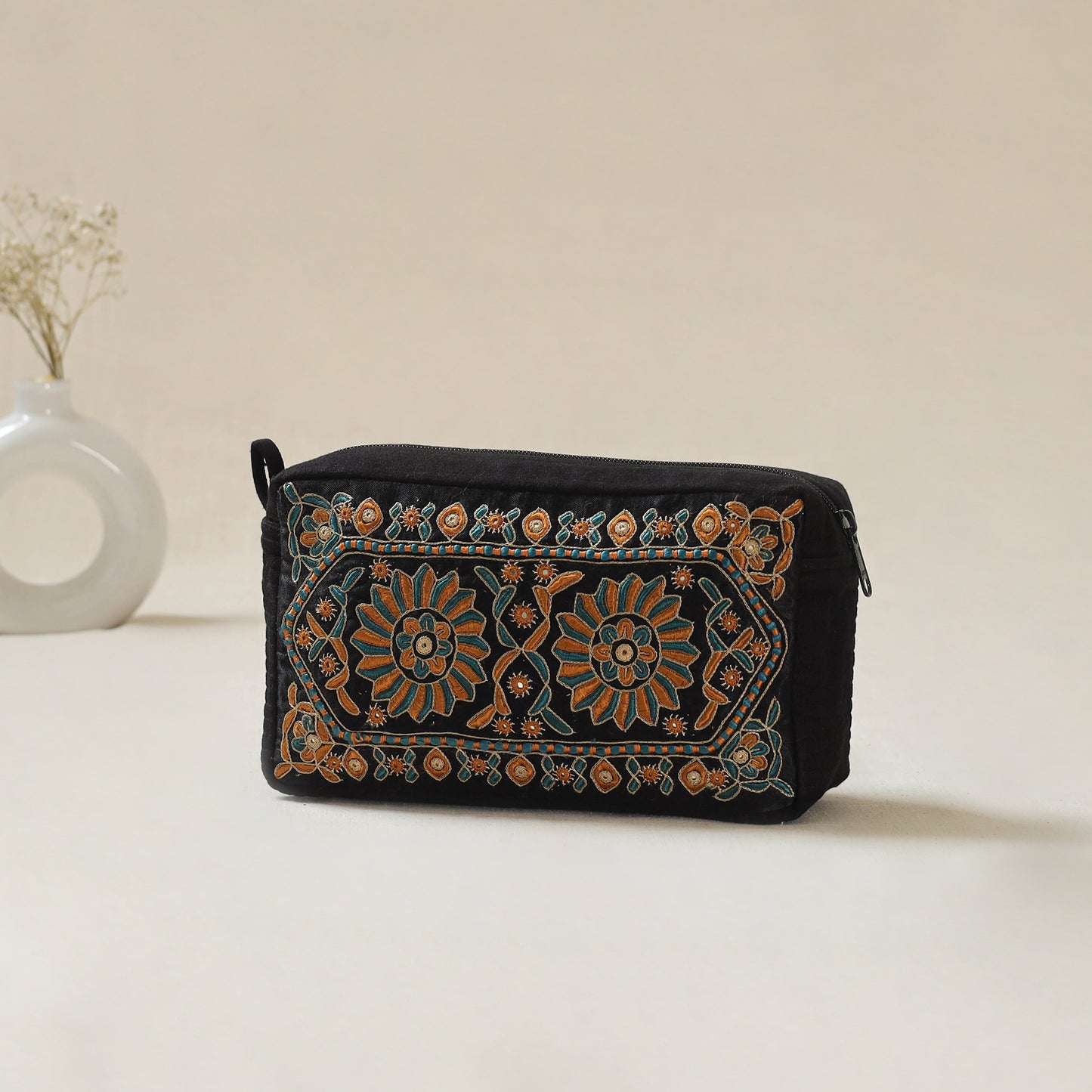 Kutch Sindhi Memon Hand Embroidered Travel Pouch 25