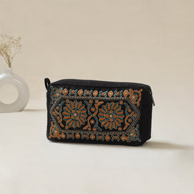 Kutch Sindhi Memon Hand Embroidered Travel Pouch 25