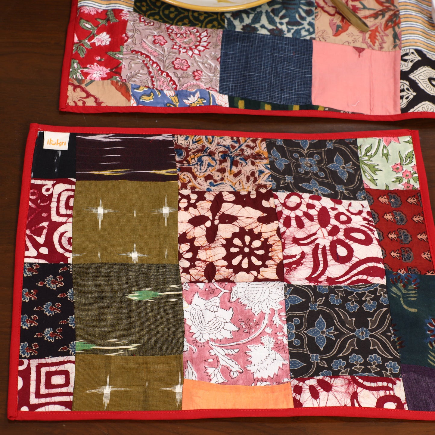 Multicolor - handcrafted cotton fusion table runner set