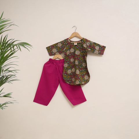 Girls Kalamkari Print Pure Cotton Kurta Set (2-6 Years) 09