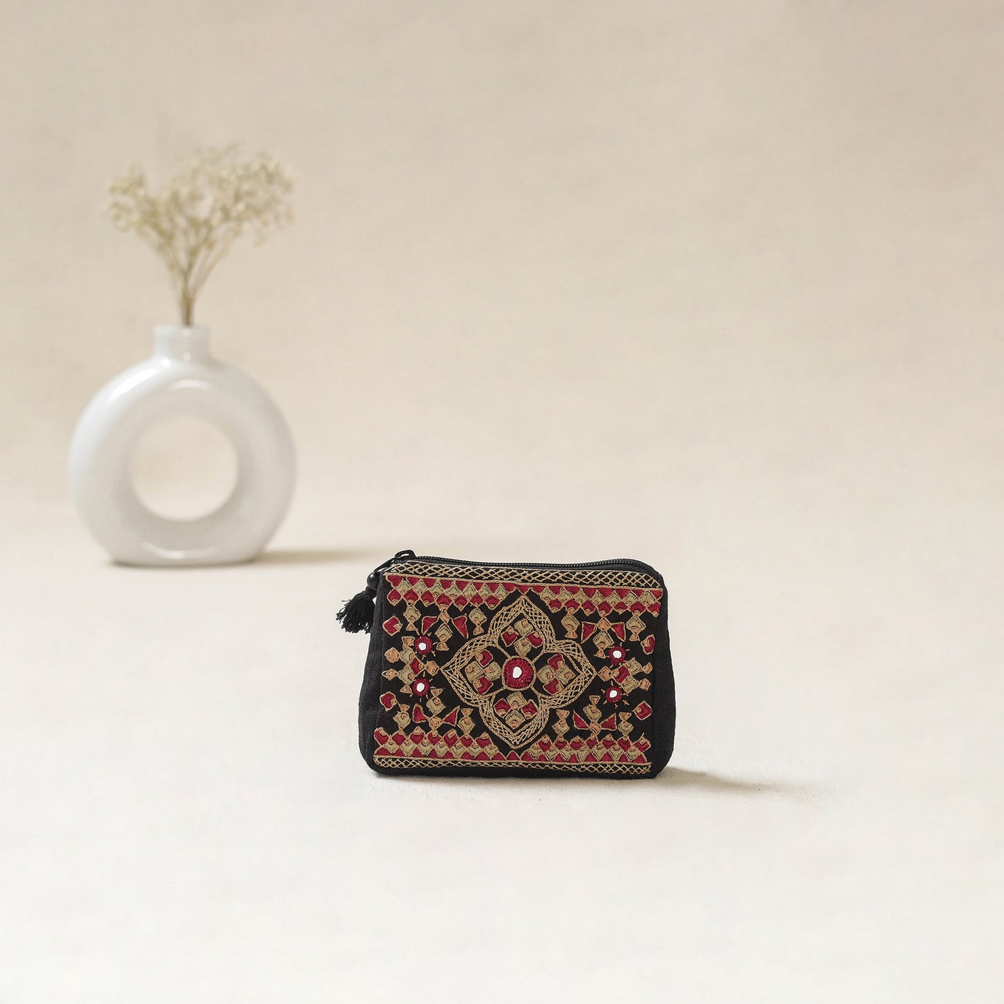 Kutch Neran Hand Embroidered Coin Pouch 73