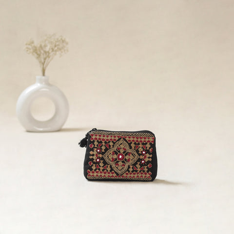 Kutch Neran Hand Embroidered Coin Pouch 73