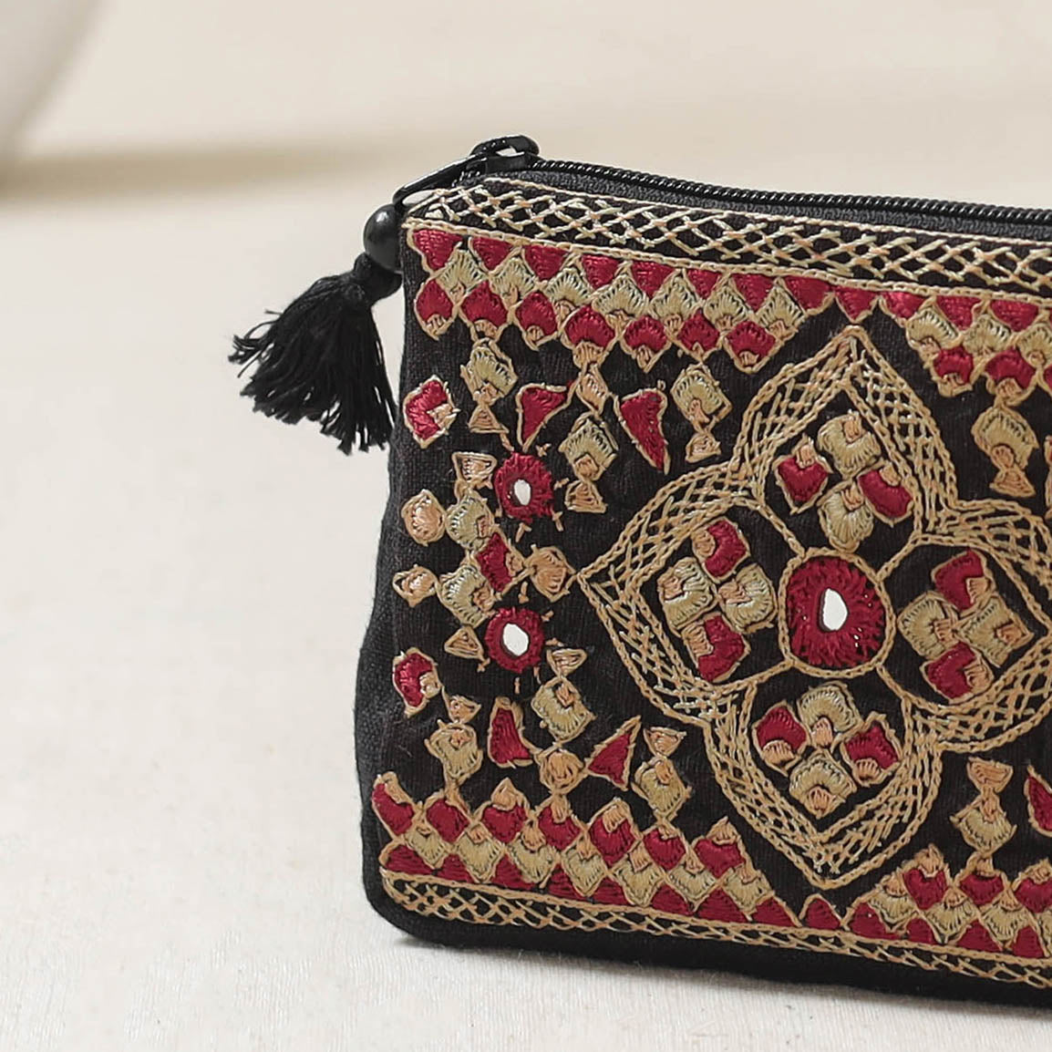 Kutch Neran Hand Embroidered Coin Pouch 73