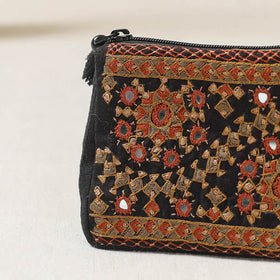Kutch Neran Hand Embroidered Coin Pouch 74