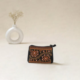 Kutch Neran Hand Embroidered Coin Pouch 74