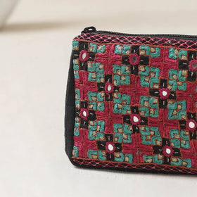 Kutch Neran Hand Embroidered Coin Pouch 78