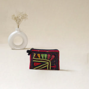 Kutch Dhebariya Qatab Hand Embroidered Coin Pouch 83