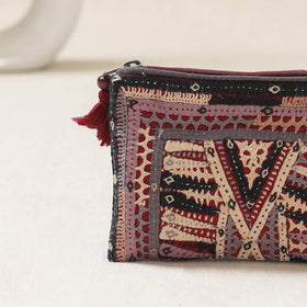 Kutch Dhebariya Qatab Hand Embroidered Coin Pouch 90
