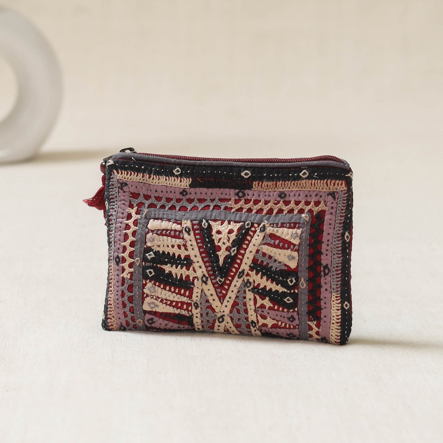 Kutch Dhebariya Qatab Hand Embroidered Coin Pouch 90