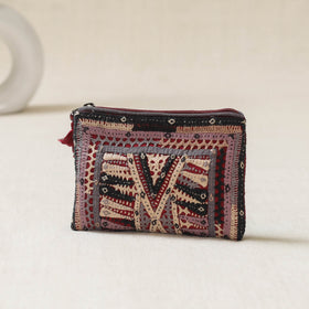 Kutch Dhebariya Qatab Hand Embroidered Coin Pouch 90