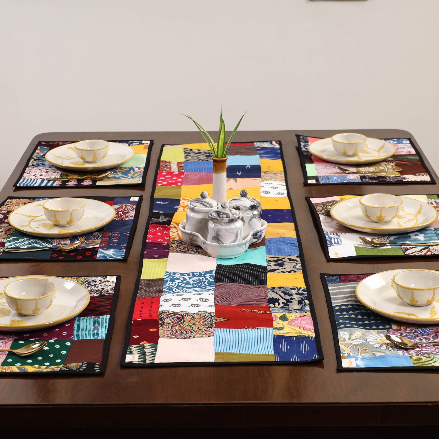 Multicolor - handcrafted cotton fusion table runner set