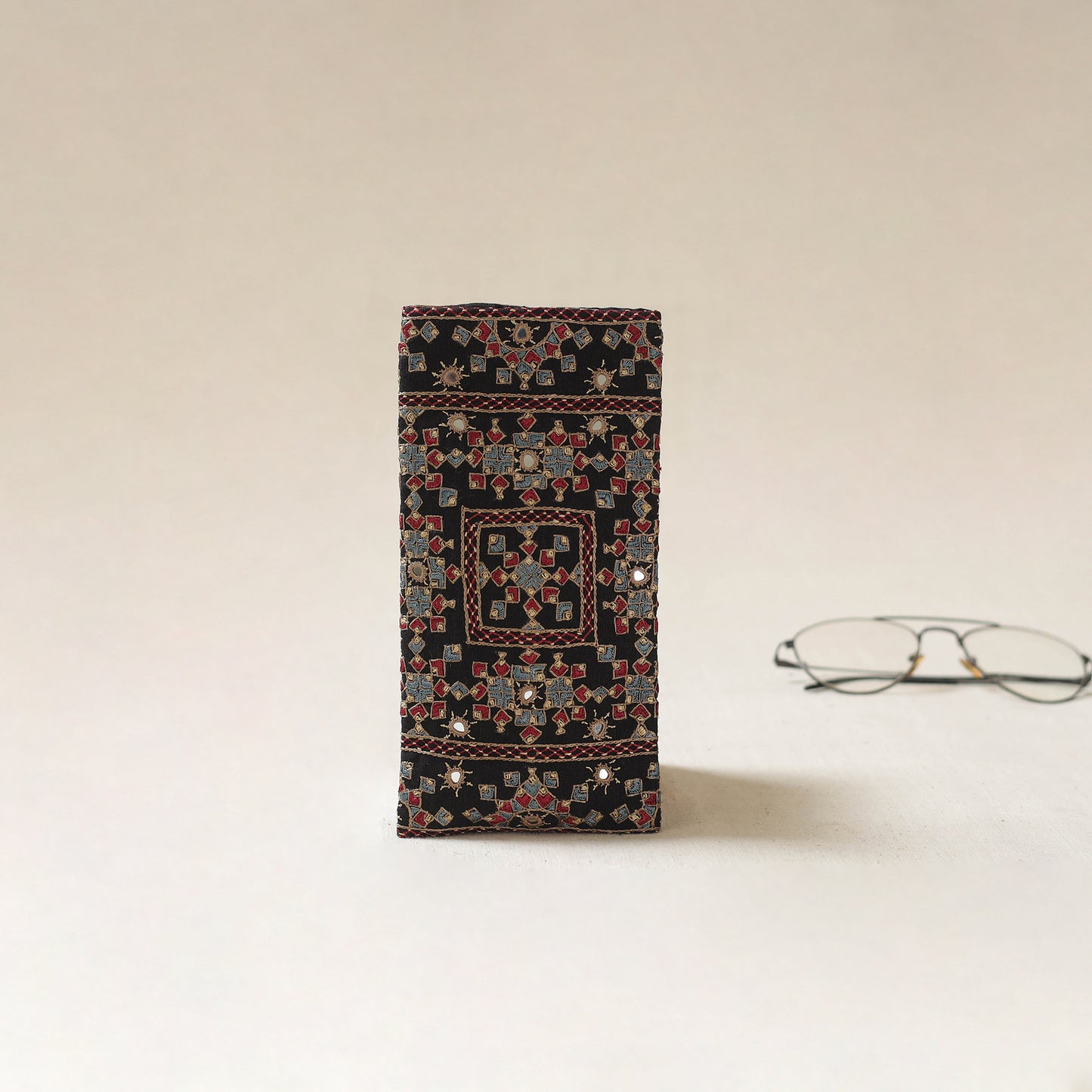 Kutch Neran Hand Embroidered Spectacle Pouch 30