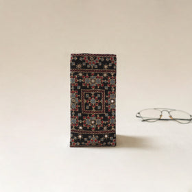 Kutch Neran Hand Embroidered Spectacle Pouch 30