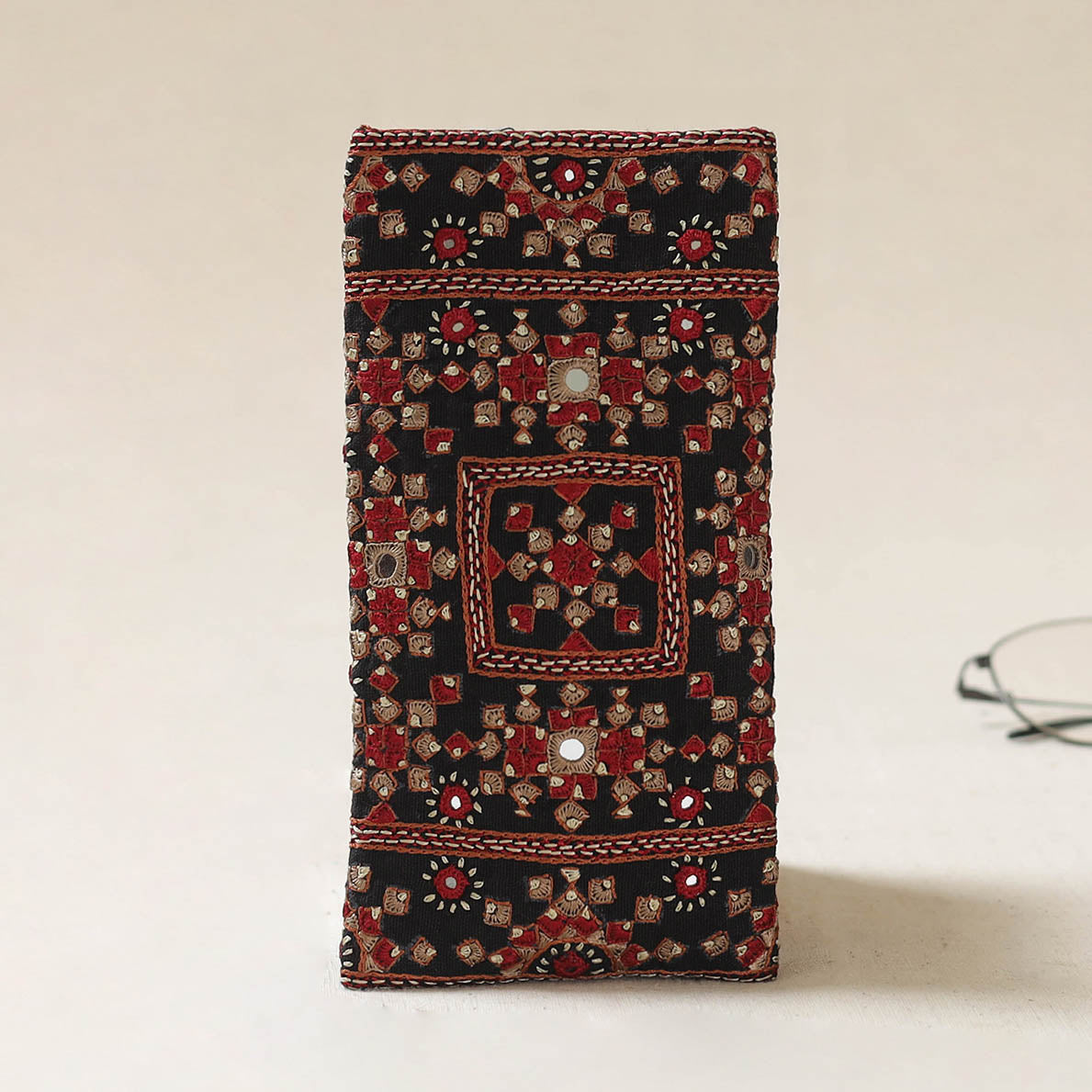 Kutch Neran Hand Embroidered Spectacle Pouch 31