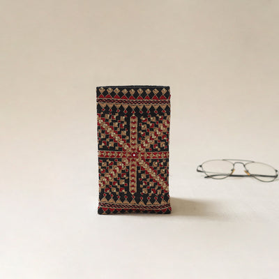 Kutch Neran Hand Embroidered Spectacle Pouch 34