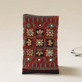 Kutch Pakko Hand Embroidered Spectacle Pouch 37