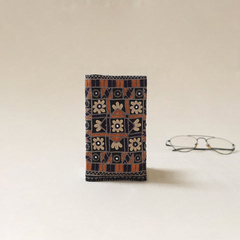 Kutch Pakko Hand Embroidered Spectacle Pouch 41
