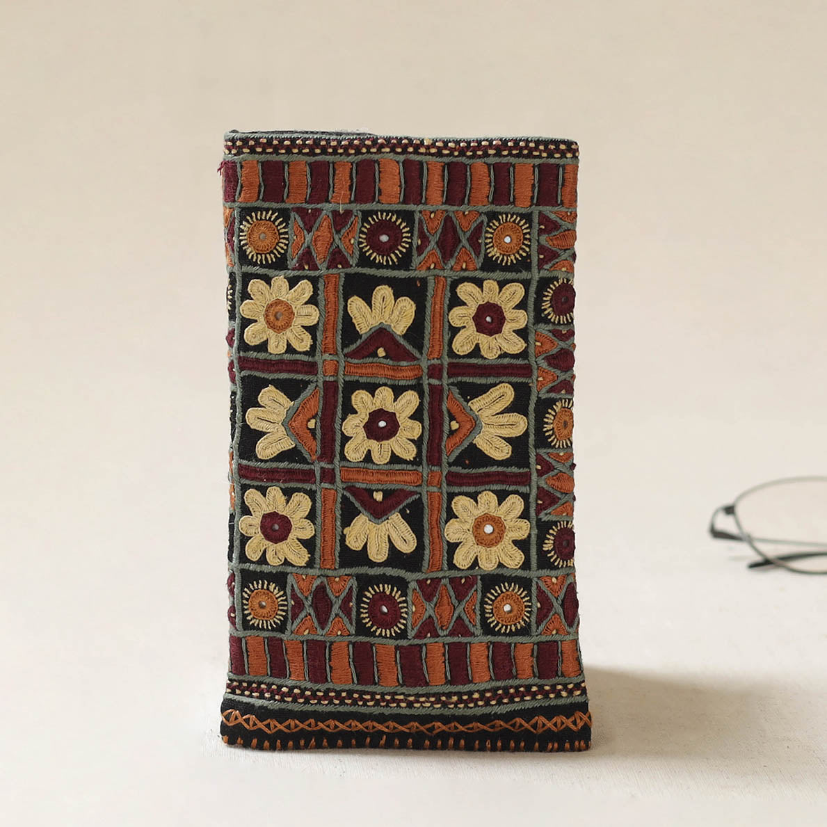 Kutch Pakko Hand Embroidered Spectacle Pouch 42