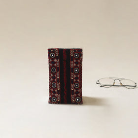 Kutch Pakko Hand Embroidered Spectacle Pouch 45