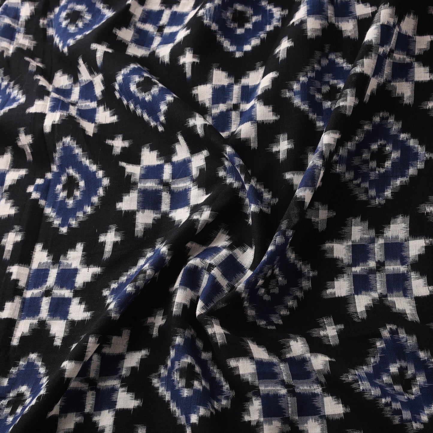 Telia Rumal Pure Handwoven Cotton Pochampally Double Ikat Fabric 03