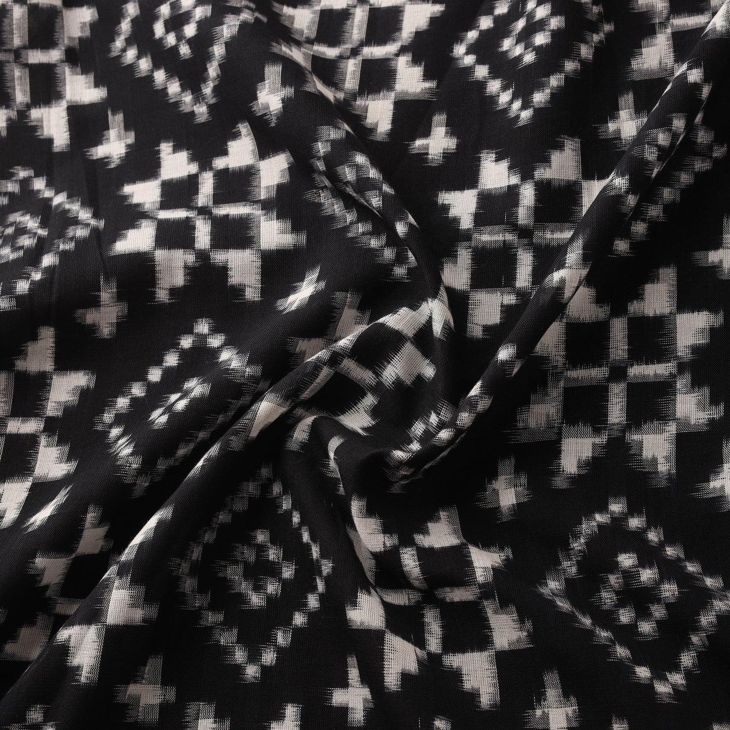 Telia Rumal Pure Handwoven Cotton Pochampally Double Ikat Fabric 04