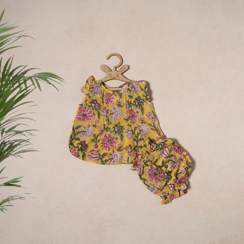 Pure Cotton Baby Girls Floral Print Top & Shorts (6-12 Months) 04