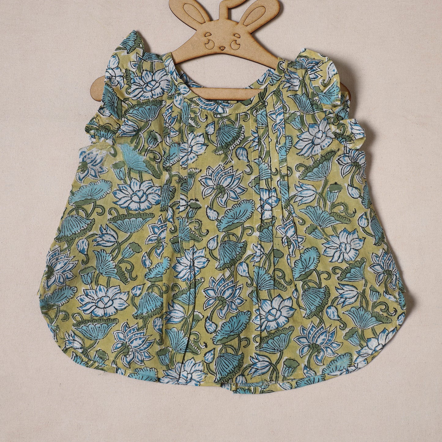Pure Cotton Baby Girls Floral Print Top & Shorts (6-12 Months) 09