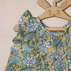 Pure Cotton Baby Girls Floral Print Top & Shorts (6-12 Months) 09