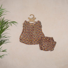 Pure Cotton Baby Girls Floral Print Top & Shorts (6-12 Months) 11