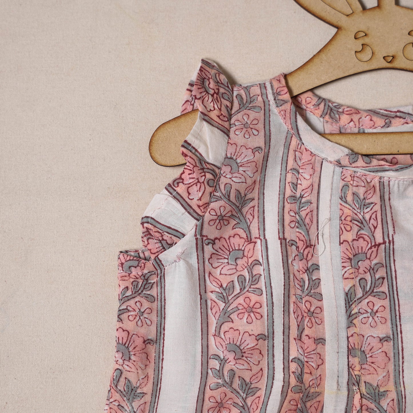 Pure Cotton Baby Girls Floral Print Top & Shorts (6-12 Months) 19