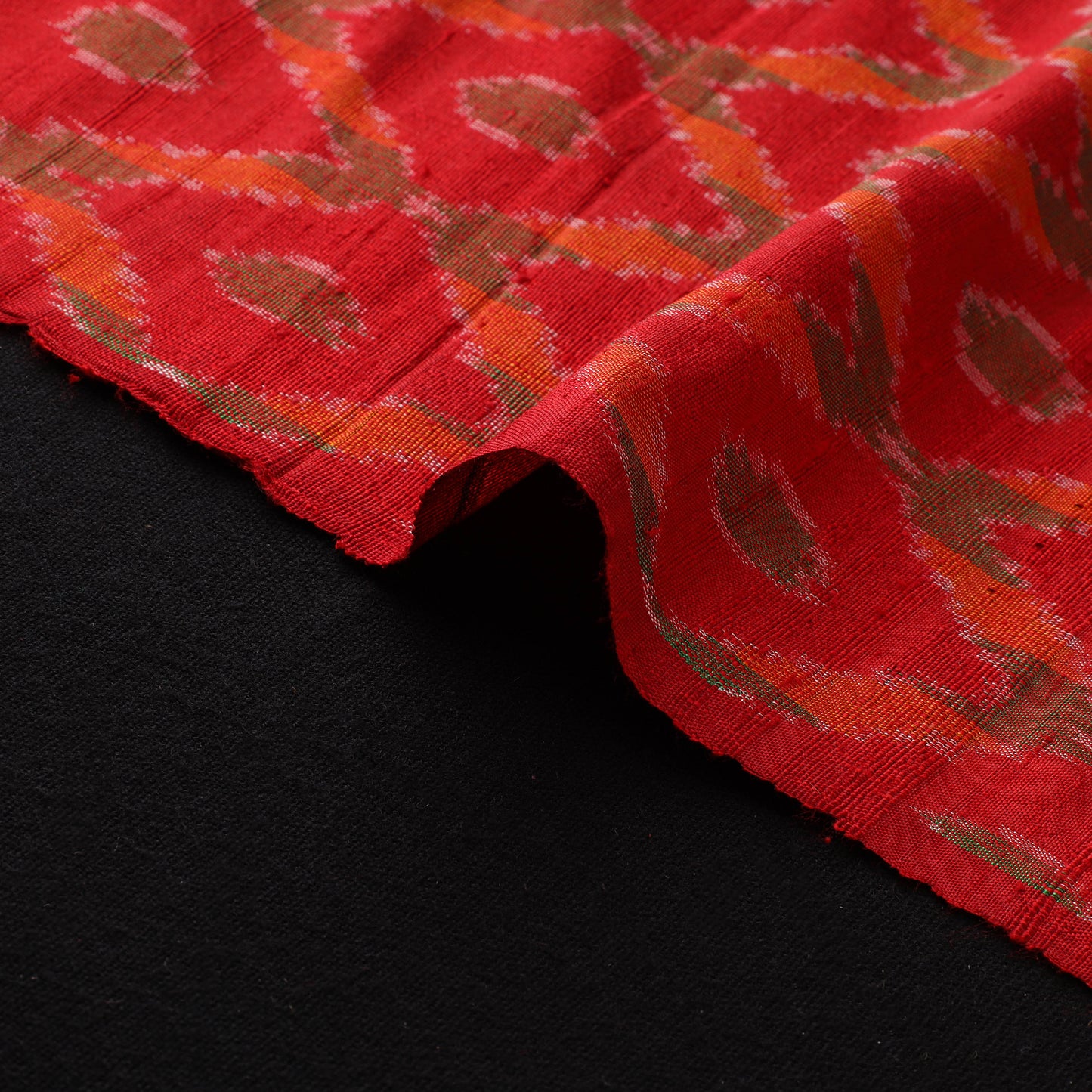 Pochampally Ikat Pure Handloom Raw Silk Fabric 02
