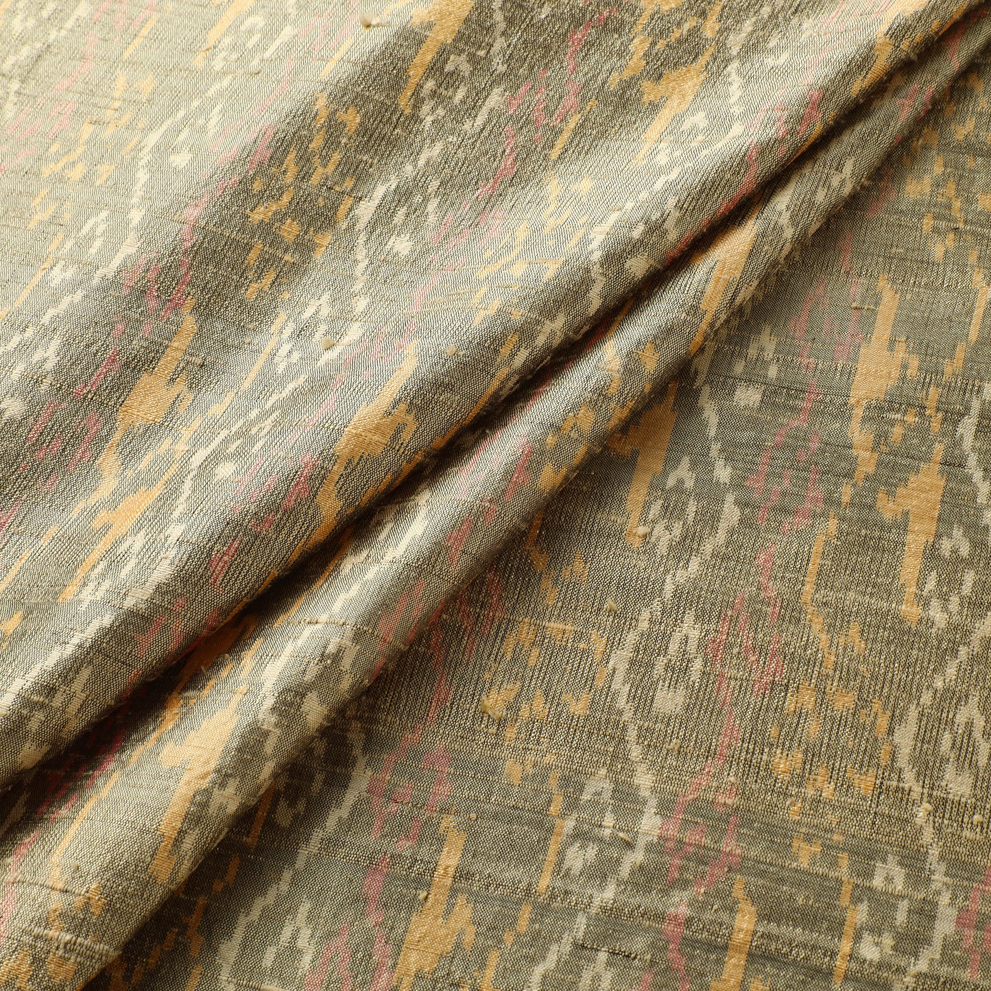 Pochampally Ikat Pure Handloom Raw Silk Fabric 01