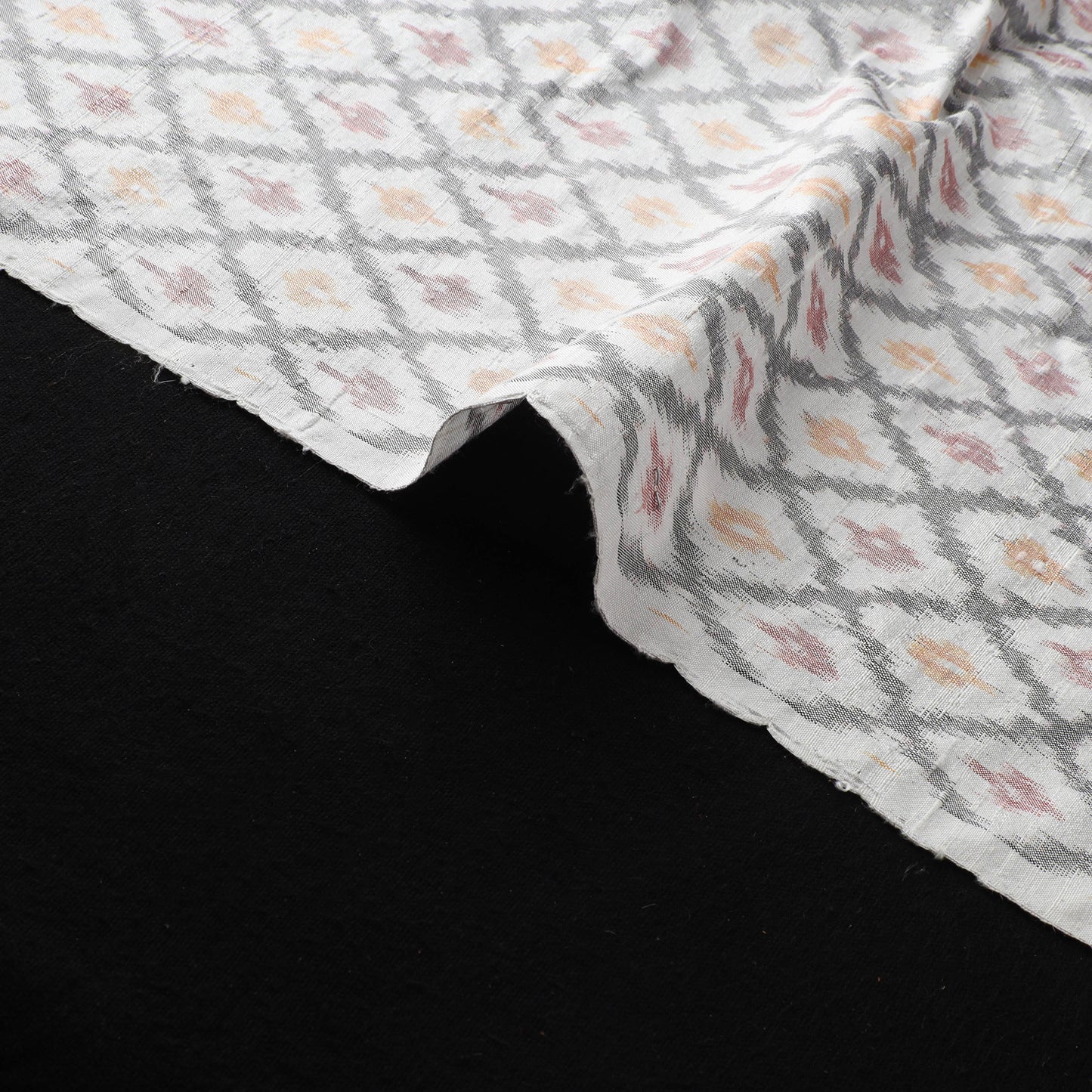 Pochampally Ikat Pure Handloom Raw Silk Fabric 05