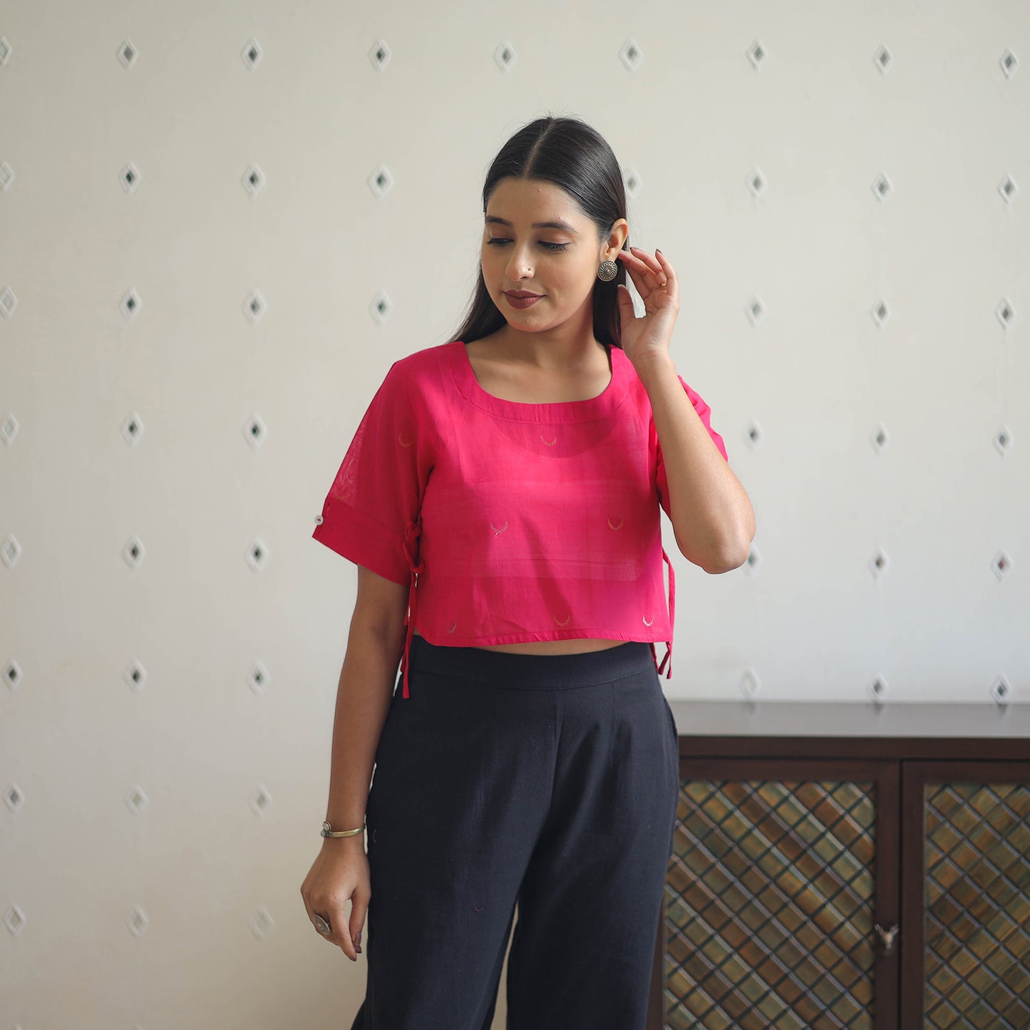 Pink - Handwoven Zari Buti Cotton Jamdani Blouse 01