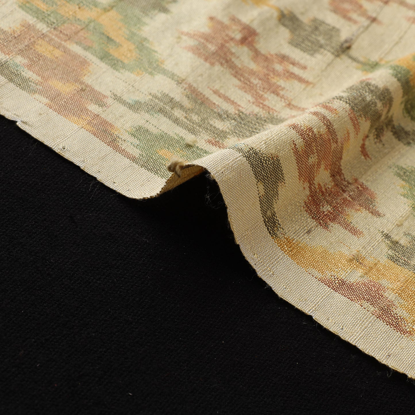 Pochampally Ikat Pure Handloom Raw Silk Fabric 10