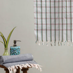  Handloom Fine Cotton Checks Bath Towel